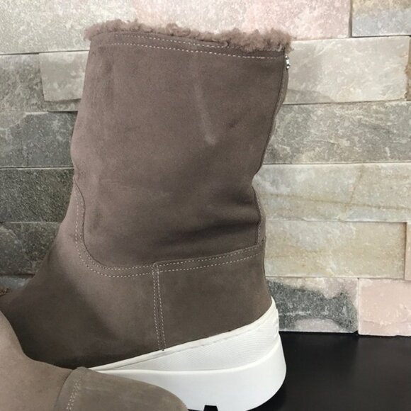 Sam Edelman Kaylie Boot - Picture 8 of 13